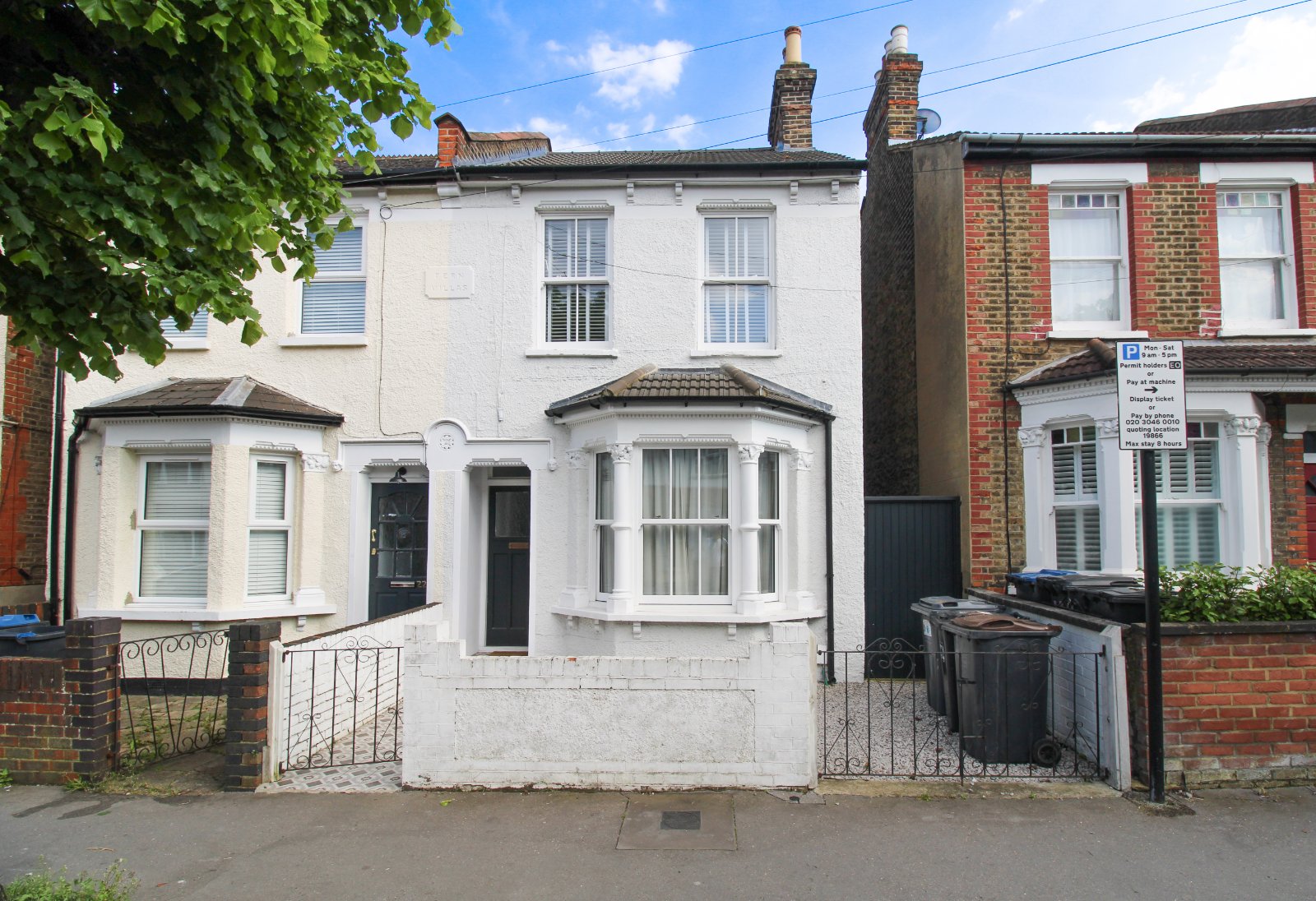 2 Bed SemiDetached House for Sale, Davidson Road, Croydon, CR0